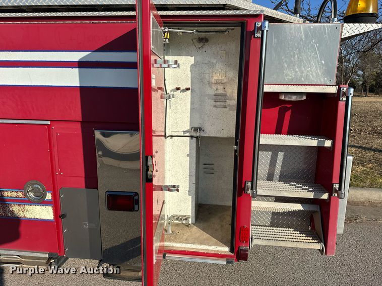 image for item EJ5335 2001 American LaFrance Eagle aerial platform fire truck