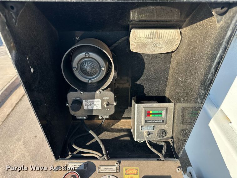 image for item EJ5335 2001 American LaFrance Eagle aerial platform fire truck