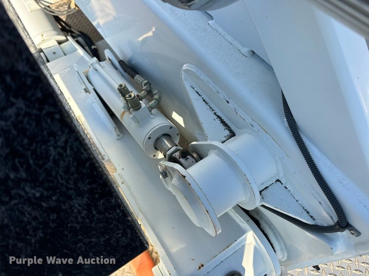 image for item EJ5335 2001 American LaFrance Eagle aerial platform fire truck