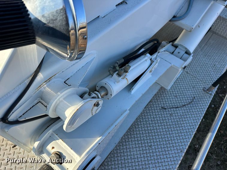 image for item EJ5335 2001 American LaFrance Eagle aerial platform fire truck