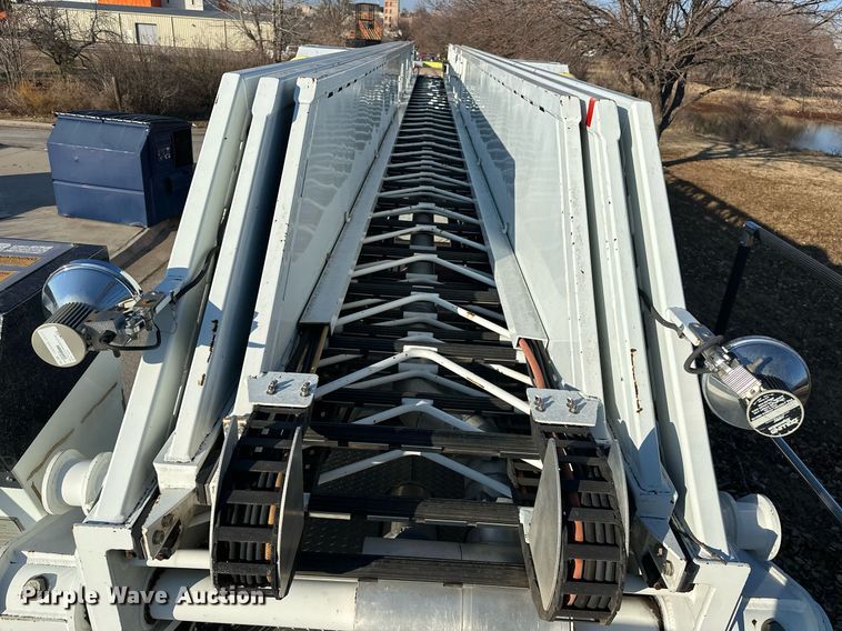 image for item EJ5335 2001 American LaFrance Eagle aerial platform fire truck