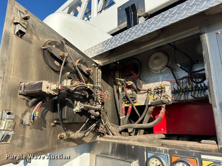 image for item EJ5335 2001 American LaFrance Eagle aerial platform fire truck