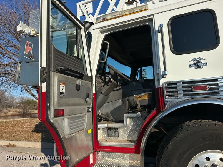 image for item EJ5335 2001 American LaFrance Eagle aerial platform fire truck