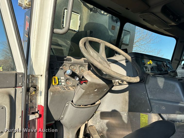 image for item EJ5335 2001 American LaFrance Eagle aerial platform fire truck