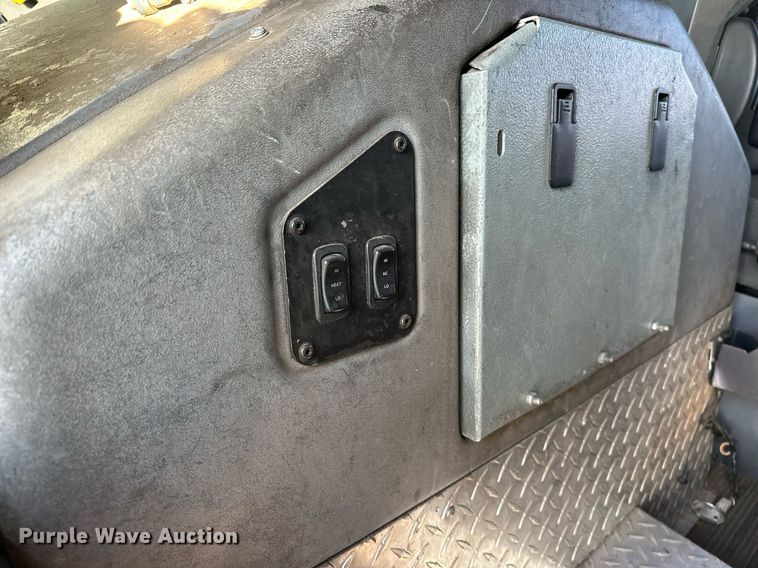 image for item EJ5335 2001 American LaFrance Eagle aerial platform fire truck