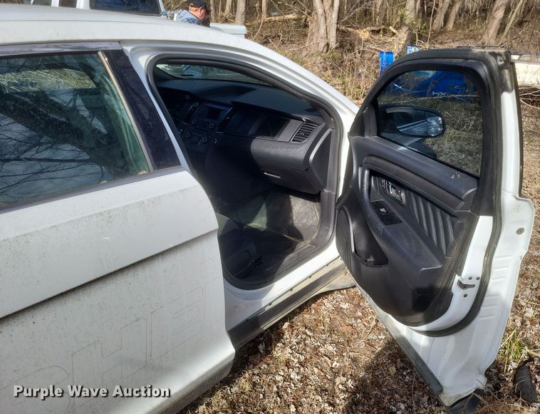 image for item EJ8174 2013 Ford Taurus Police Interceptor 