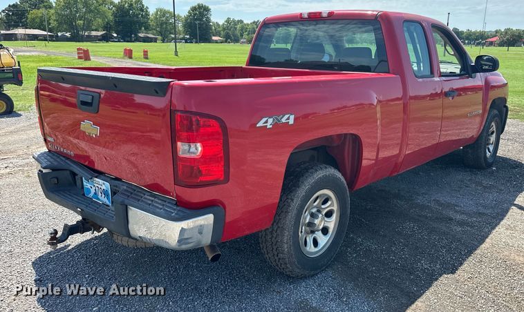 image for item EJ8875 2007 Chevrolet  Silverado 1500 Ext. Cab pickup truck