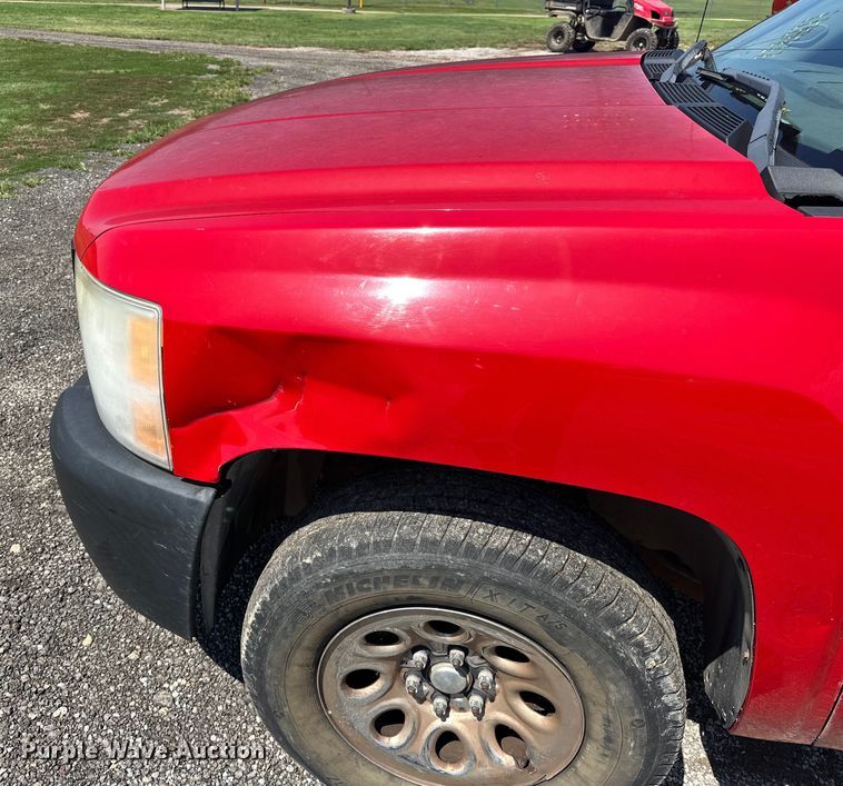 image for item EJ8875 2007 Chevrolet  Silverado 1500 Ext. Cab pickup truck