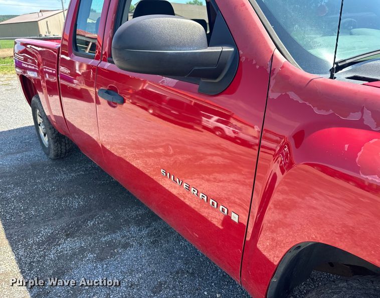 image for item EJ8875 2007 Chevrolet  Silverado 1500 Ext. Cab pickup truck