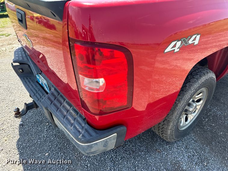 image for item EJ8875 2007 Chevrolet  Silverado 1500 Ext. Cab pickup truck