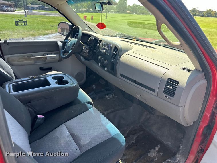 image for item EJ8875 2007 Chevrolet  Silverado 1500 Ext. Cab pickup truck