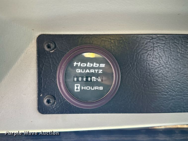 image for item EN5031 2001 Freightliner FL70 bucket truck