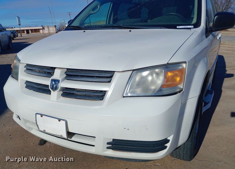 image for item EO0518 2010 Dodge Grand Caravan SE handicap accessible van