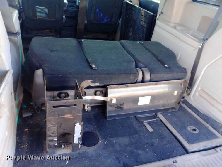 image for item EO0518 2010 Dodge Grand Caravan SE handicap accessible van