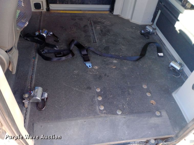 image for item EO0518 2010 Dodge Grand Caravan SE handicap accessible van