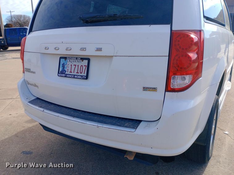 image for item EO0519 2016 Dodge Grand Caravan handicap accessible van