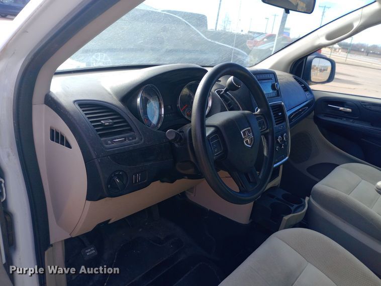 image for item EO0519 2016 Dodge Grand Caravan handicap accessible van