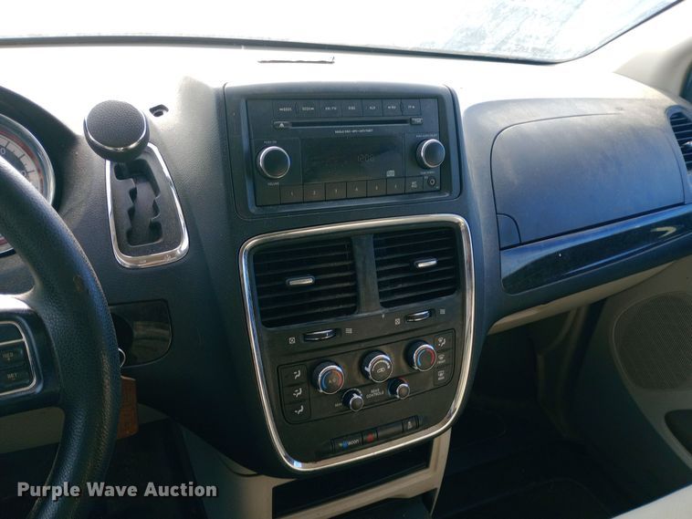 image for item EO0519 2016 Dodge Grand Caravan handicap accessible van