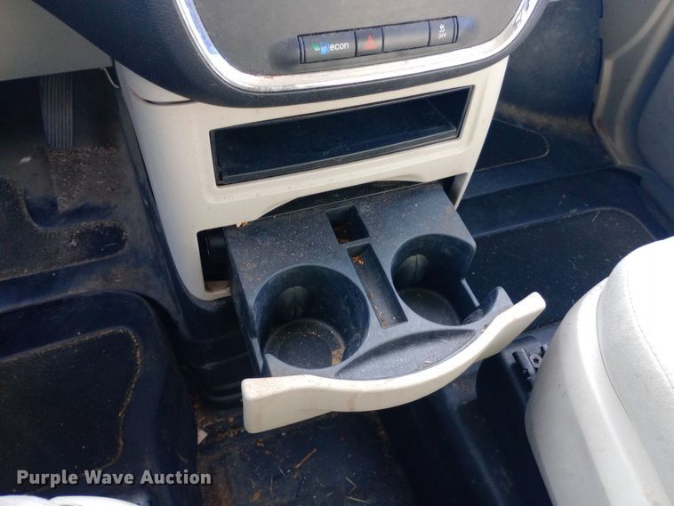 image for item EO0519 2016 Dodge Grand Caravan handicap accessible van