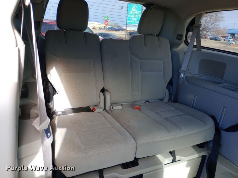 image for item EO0519 2016 Dodge Grand Caravan handicap accessible van