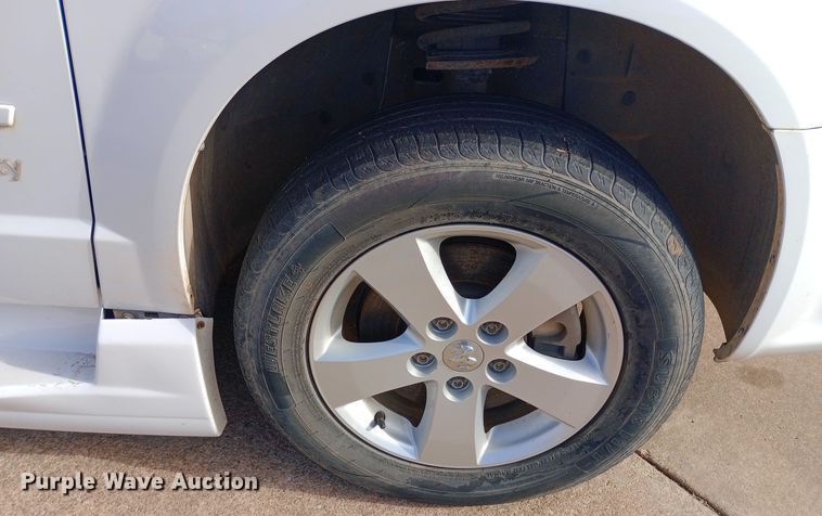 image for item EO0519 2016 Dodge Grand Caravan handicap accessible van