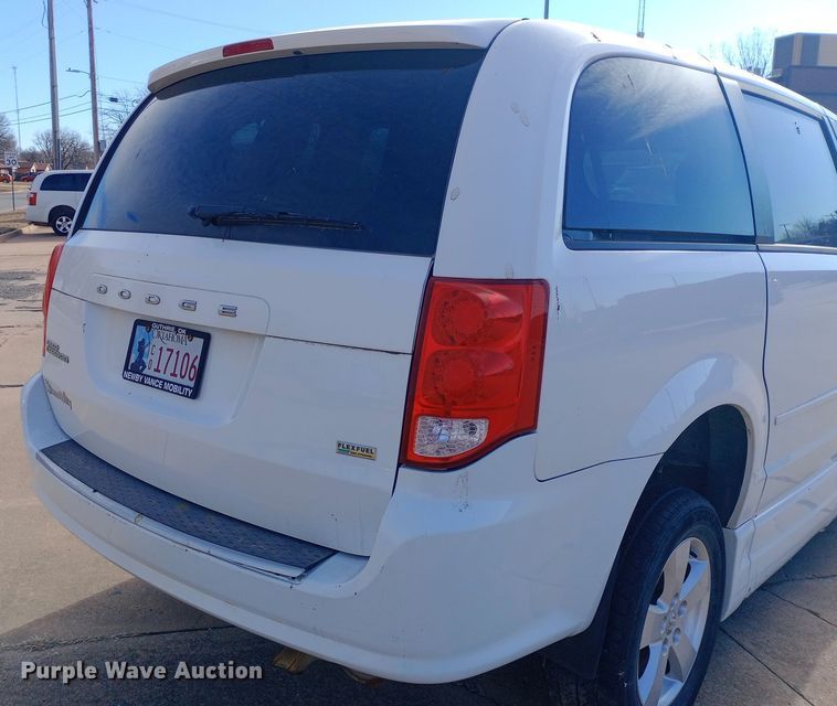 image for item EO0520 2016 Dodge  Grand Caravan  handicap accessible van