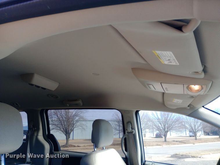 image for item EO0520 2016 Dodge  Grand Caravan  handicap accessible van