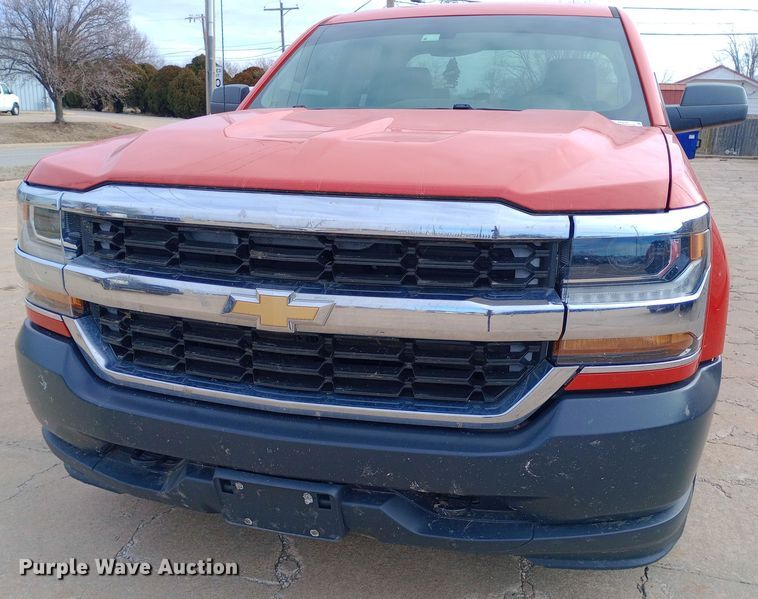 image for item EO0523 2017 Chevrolet Silverado 1500 Double Cab pickup truck