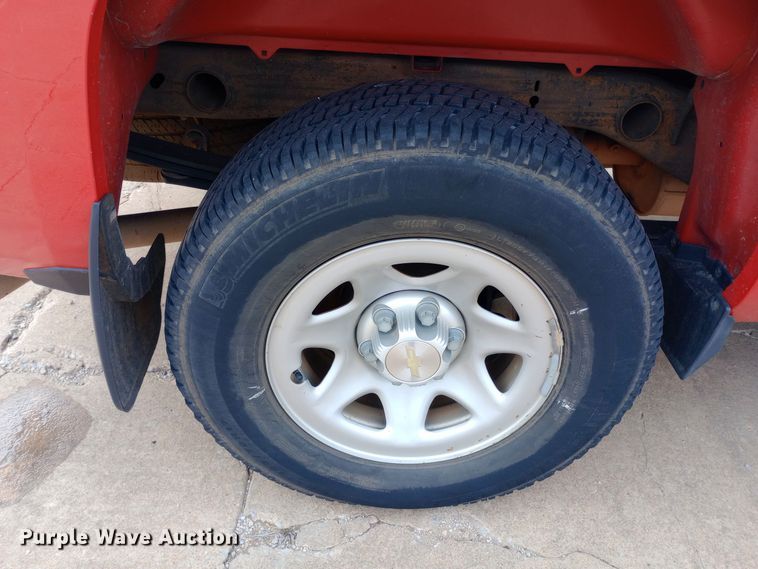 image for item EO0523 2017 Chevrolet Silverado 1500 Double Cab pickup truck