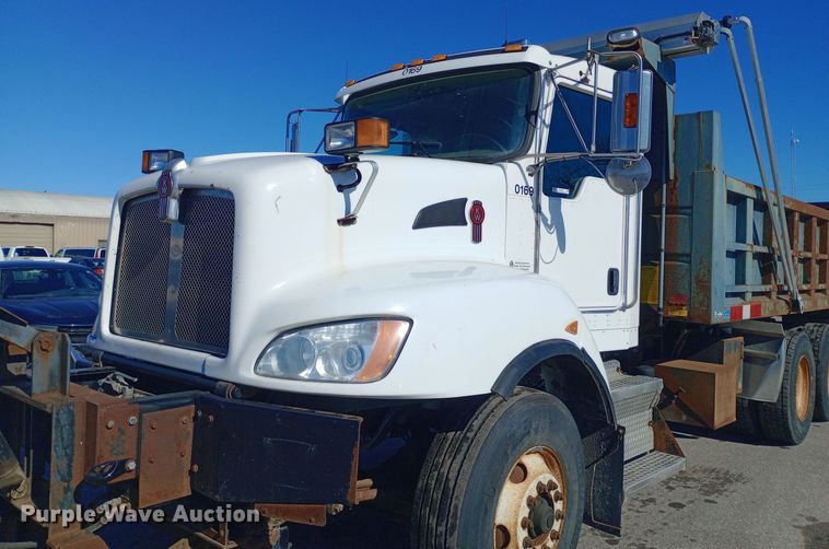 image for item EO0531 2010 Kenworth T470 dump truck