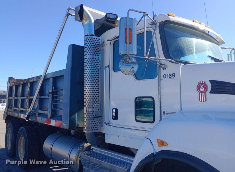 image for item EO0531 2010 Kenworth T470 dump truck