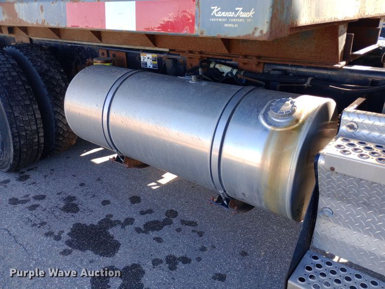 image for item EO0531 2010 Kenworth T470 dump truck