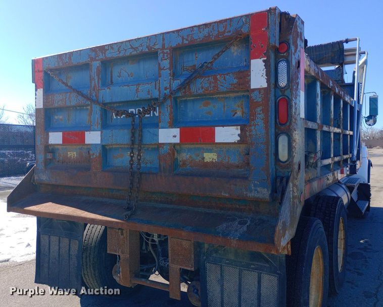 image for item EO0531 2010 Kenworth T470 dump truck