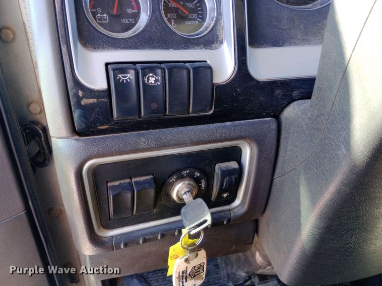 image for item EO0531 2010 Kenworth T470 dump truck