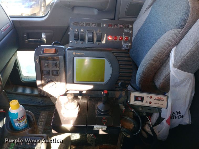 image for item EO0531 2010 Kenworth T470 dump truck