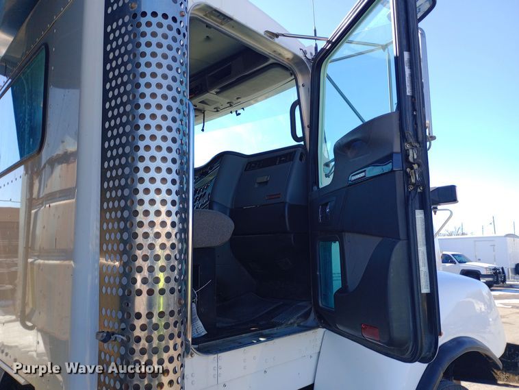 image for item EO0531 2010 Kenworth T470 dump truck