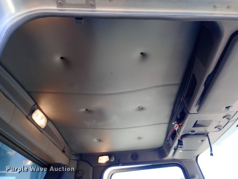 image for item EO0531 2010 Kenworth T470 dump truck