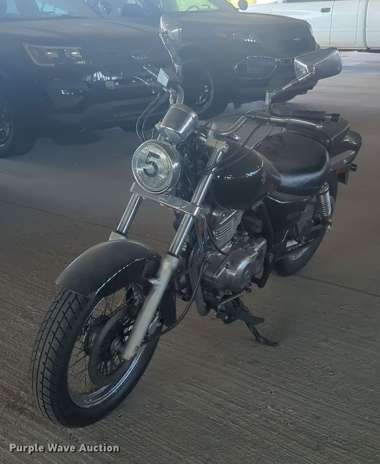 image for item EQ2120 2009 Suzuki GZ250 motorcycle