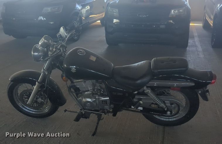 image for item EQ2120 2009 Suzuki GZ250 motorcycle