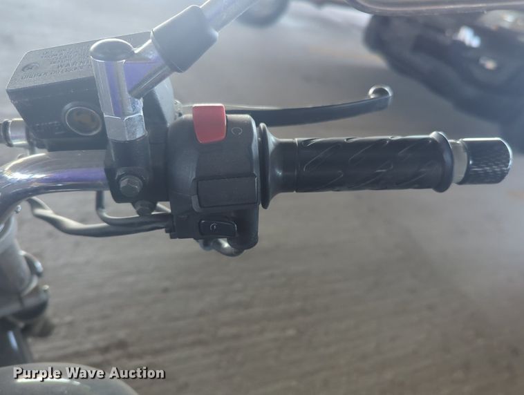 image for item EQ2120 2009 Suzuki GZ250 motorcycle