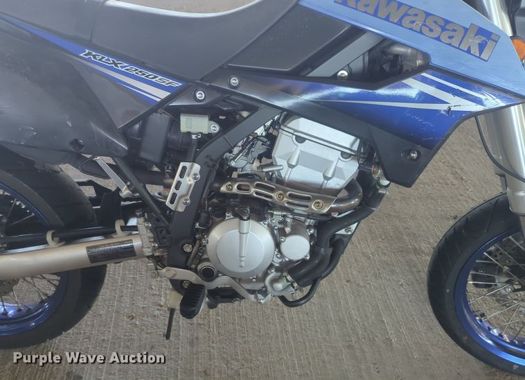 image for item EQ2129 2010 Kawasaki KLX250SF motorcycle