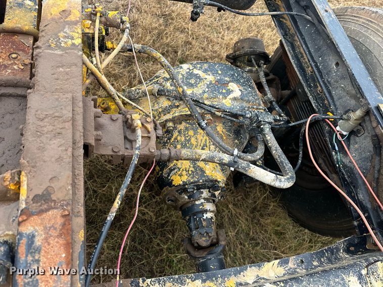 image for item ER1036 1986 Chevrolet C70 truck cab and chassis