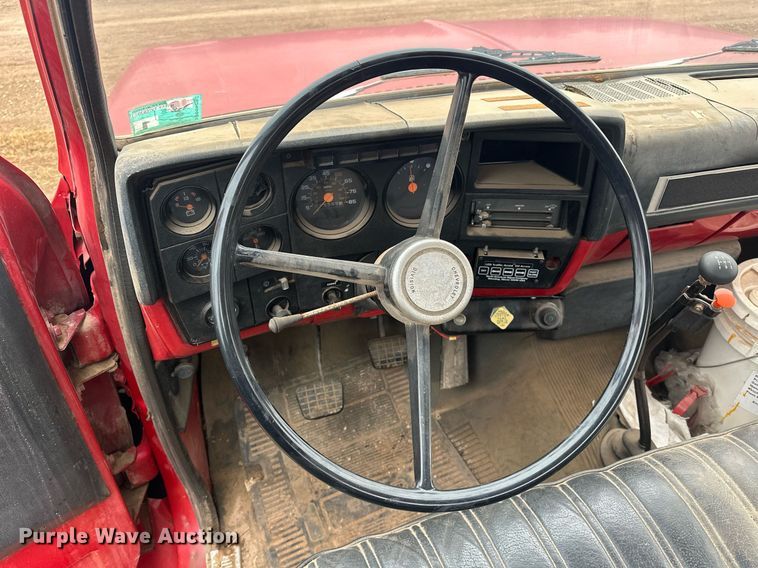 image for item ER1036 1986 Chevrolet C70 truck cab and chassis