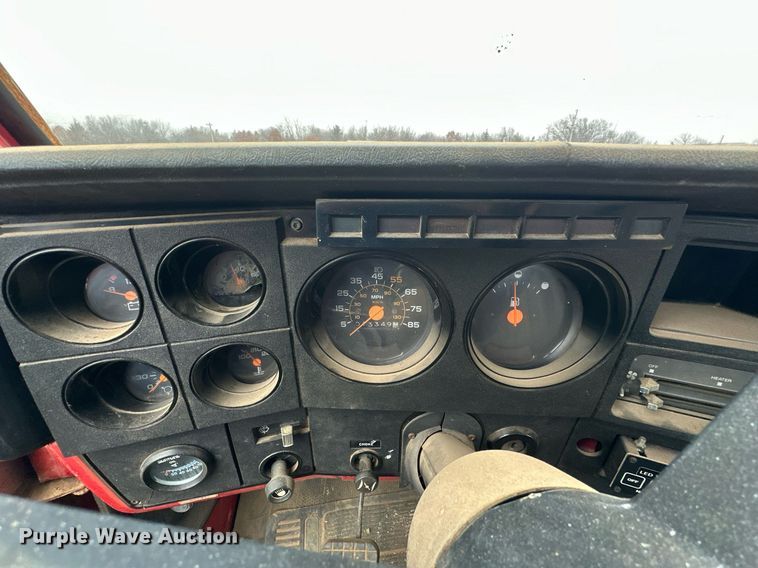 image for item ER1036 1986 Chevrolet C70 truck cab and chassis