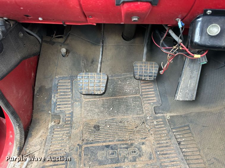 image for item ER1036 1986 Chevrolet C70 truck cab and chassis