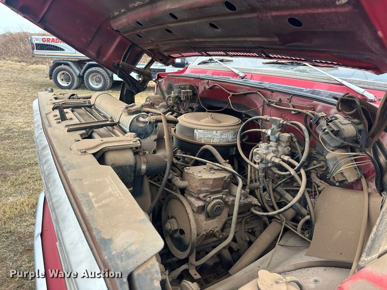 image for item ER1036 1986 Chevrolet C70 truck cab and chassis