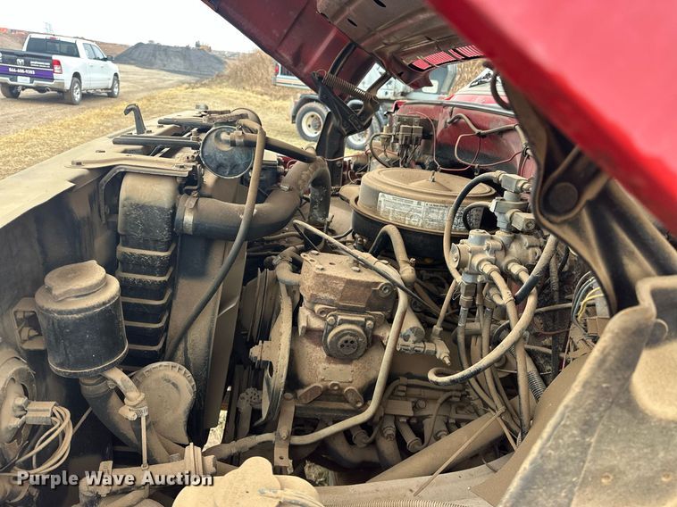 image for item ER1036 1986 Chevrolet C70 truck cab and chassis