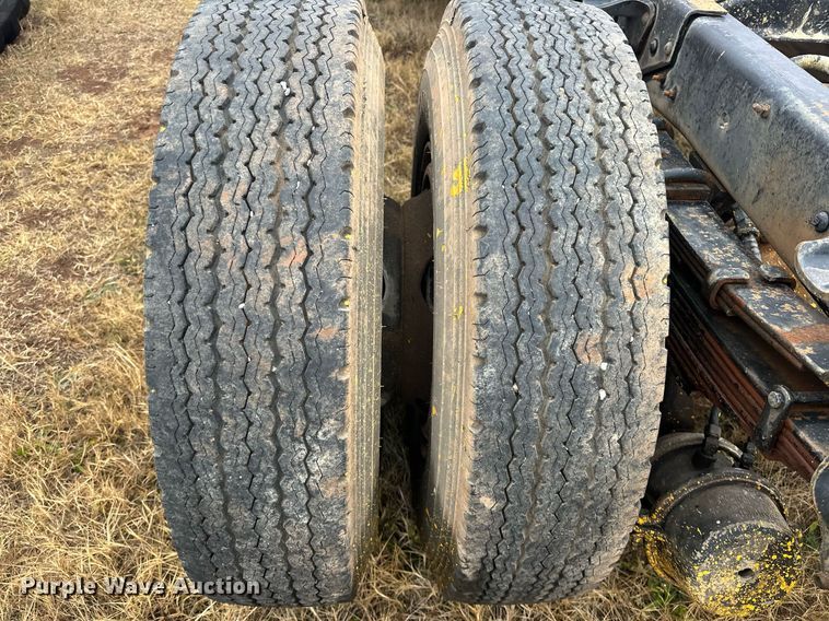 image for item ER1036 1986 Chevrolet C70 truck cab and chassis