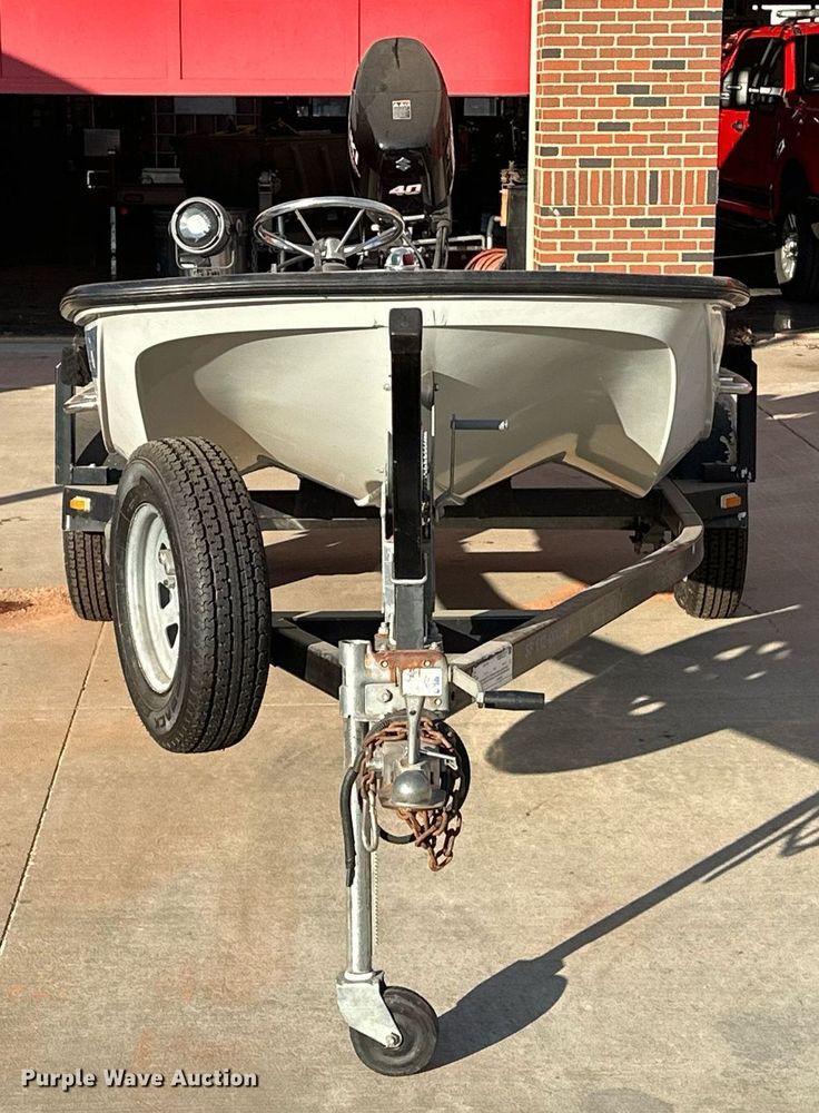 image for item ER4831 1991 Boston Whaler boat