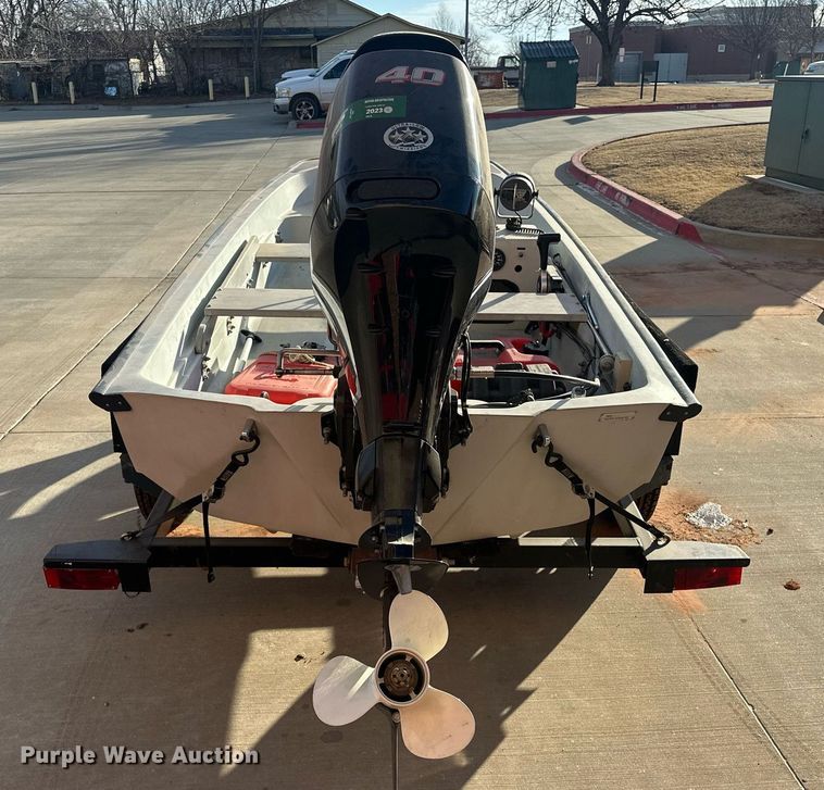 image for item ER4831 1991 Boston Whaler boat